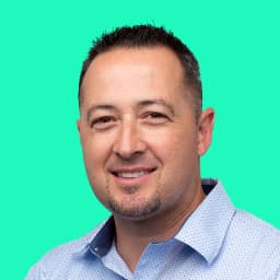 Chris Arden, AI GTM strategist and fractional CMO